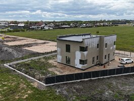 Продаётся сблокированный дом Šiauliuose, Žaliūkiuose