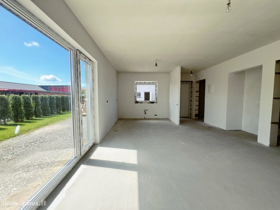 Parduodamas sodo namas Kelmės rajono sav., Kelmėje, Vyšnių g.