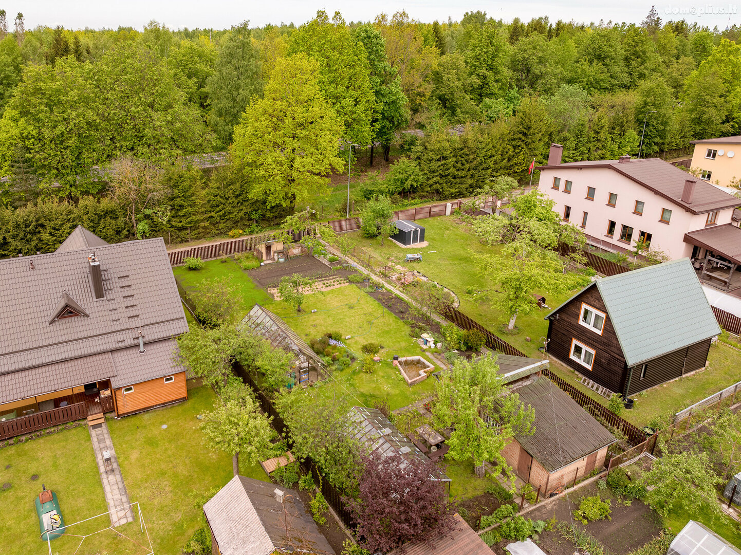 Продаётся дача Vilniuje, Naujininkuose, Eišiškių Sodų 1-oji g.