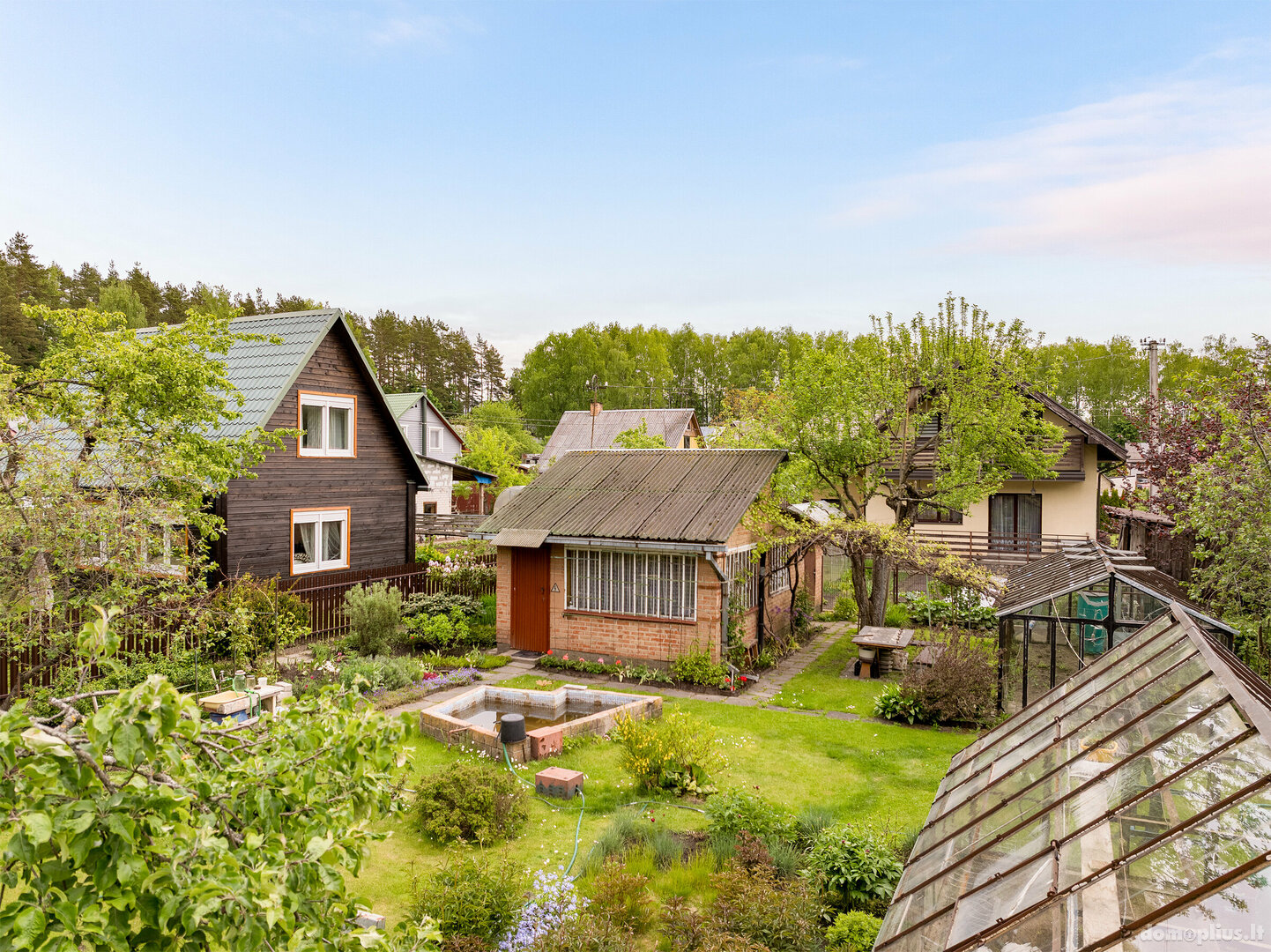 Продаётся дача Vilniuje, Naujininkuose, Eišiškių Sodų 1-oji g.