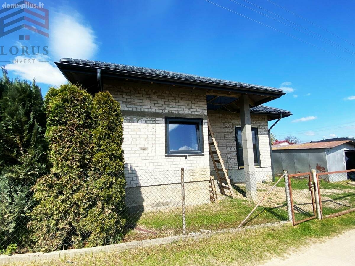 Parduodamas gyvenamasis namas Vilniaus rajono sav., Melekonyse, Svajonės 7-oji g.