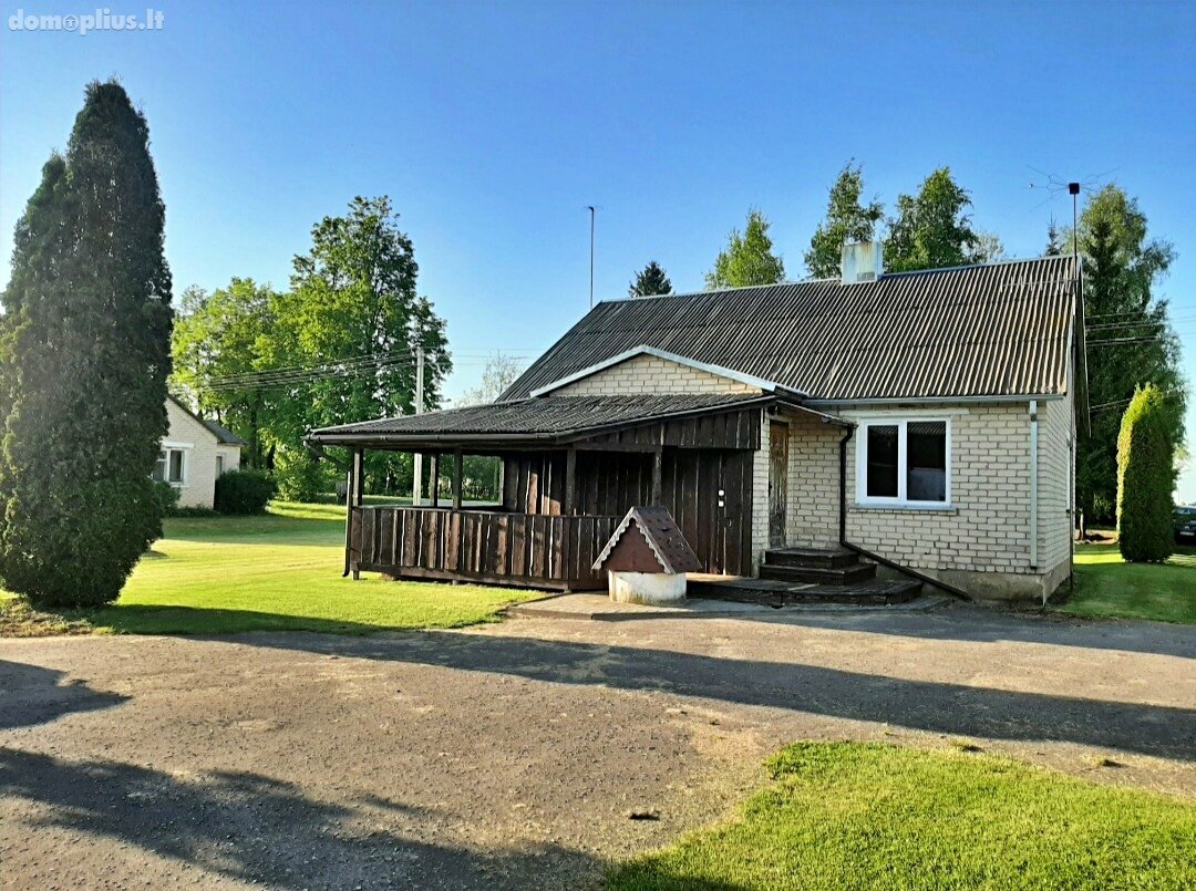 Parduodama sodyba Pakruojo rajono sav., Mažučiuose, Kalnelio g.