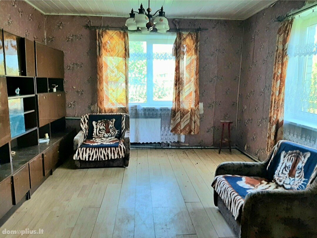 Parduodama sodyba Joniškio rajono sav., Plikiškiuose, Šilelių g.