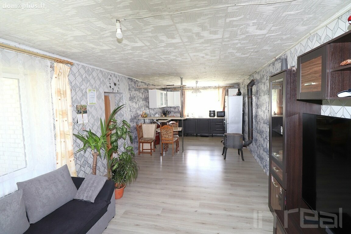 Продаётся дом Kupiškio rajono sav., Adomynėje, Pagojės g.