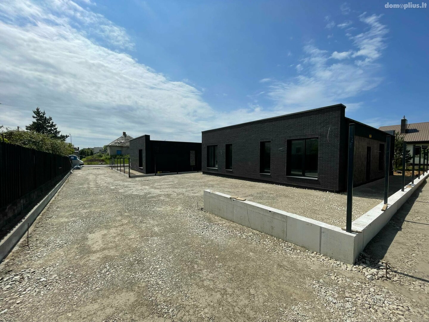 Продаётся сблокированный дом Klaipėdoje, Tauralaukyje, Debesų g.