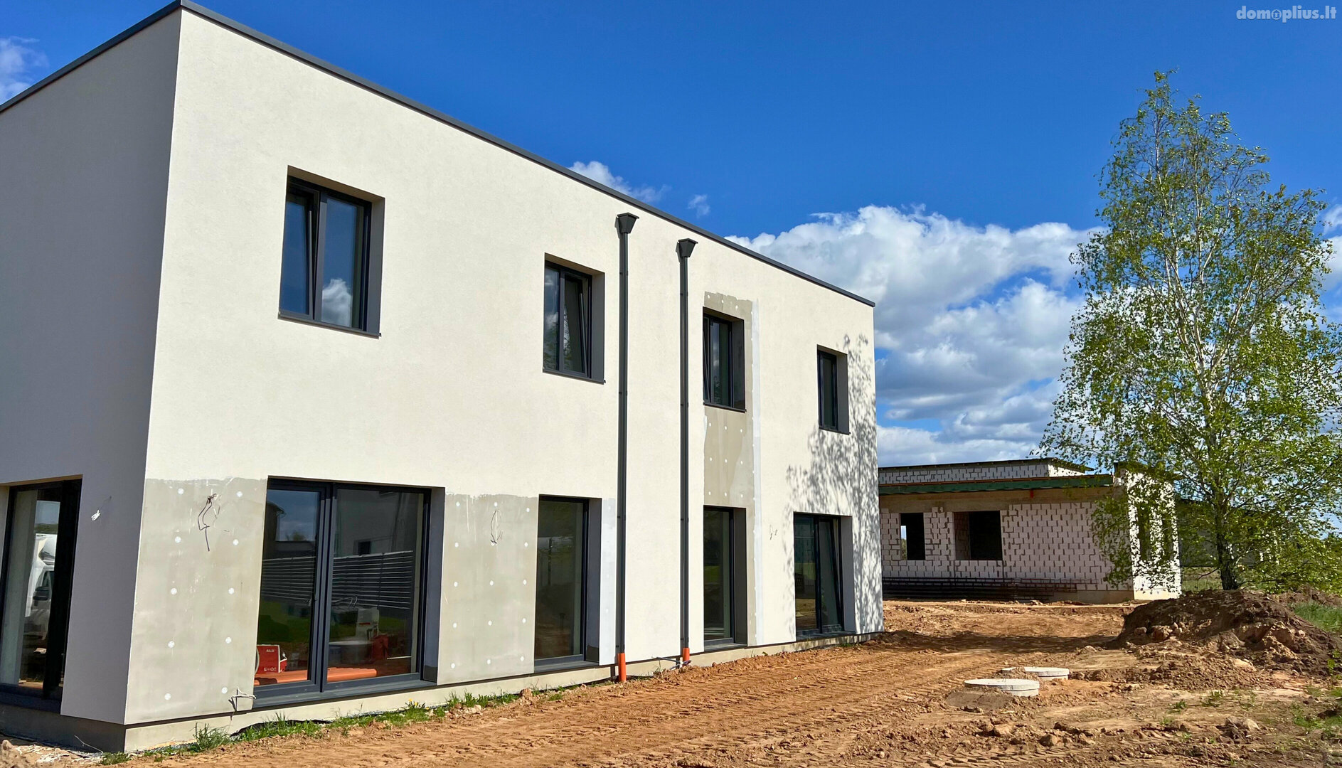 Продаётся сблокированный дом Vilniuje, Pilaitėje, Papiškių g.