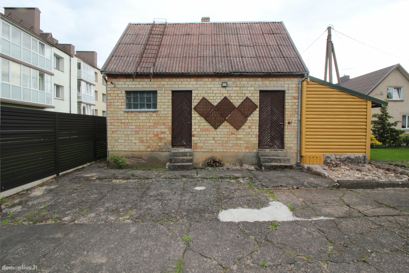 Продаётся дом Akmenės rajono sav., Akmenėje, Kaštonų g.
