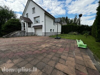 Parduodamas gyvenamasis namas Vilniaus rajono sav., Buiniškėse, Adomo Mickevičiaus g.