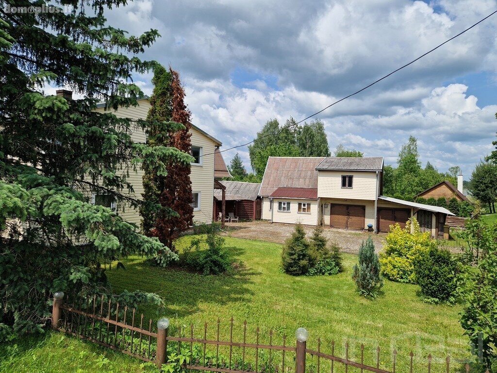 Parduodamas sublokuotas namas Utenos rajono sav., Utenoje, A. Baranausko g.