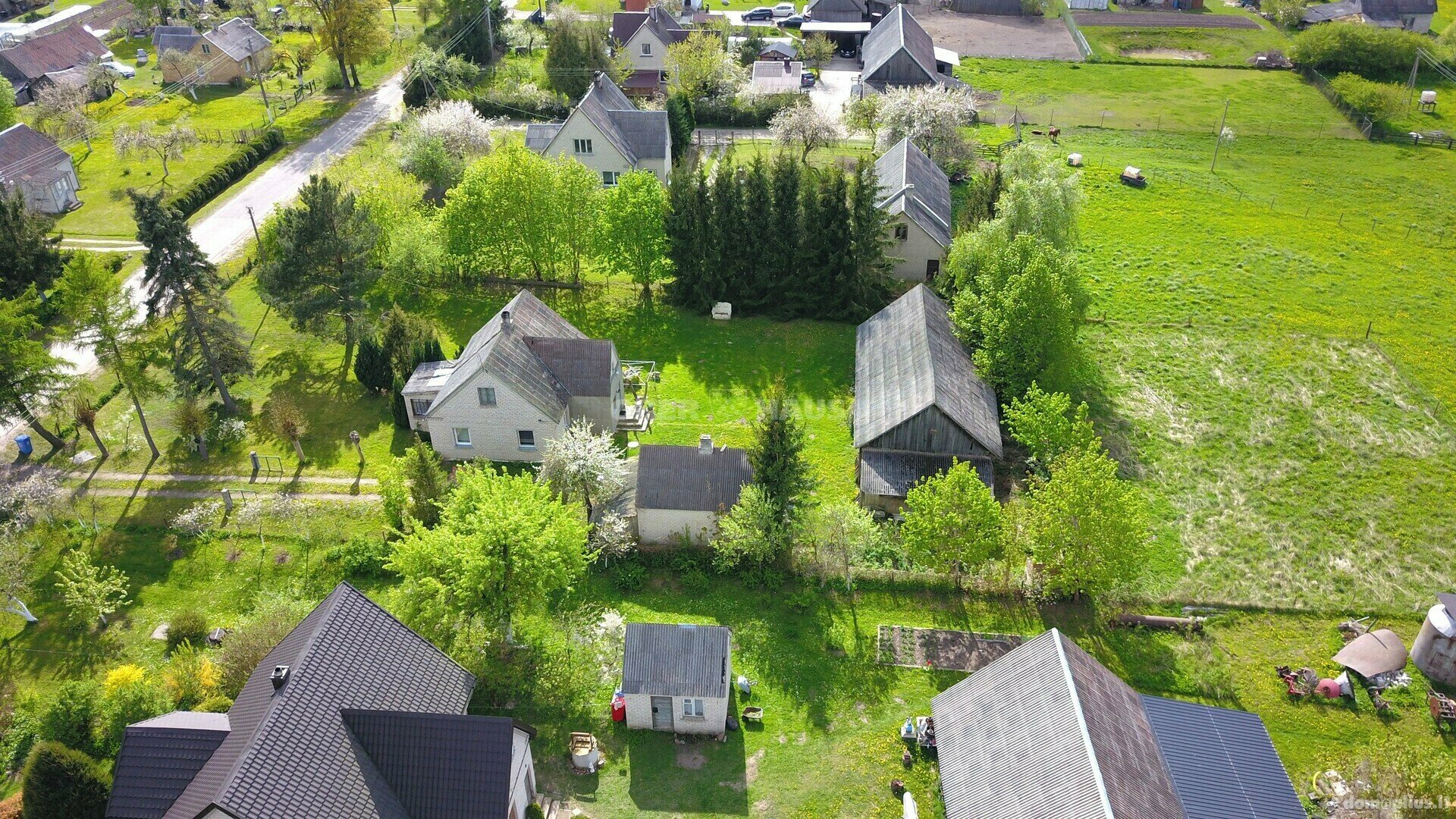 Parduodamas gyvenamasis namas Kelmės rajono sav., Lupikuose