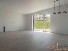 House Molėtų rajono sav., Molėtuose, Ąžuolų g.