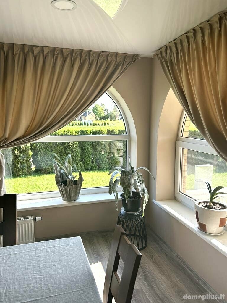 House for sale Radviliškio rajono sav., Alksniupiuose, Vidugirio g.