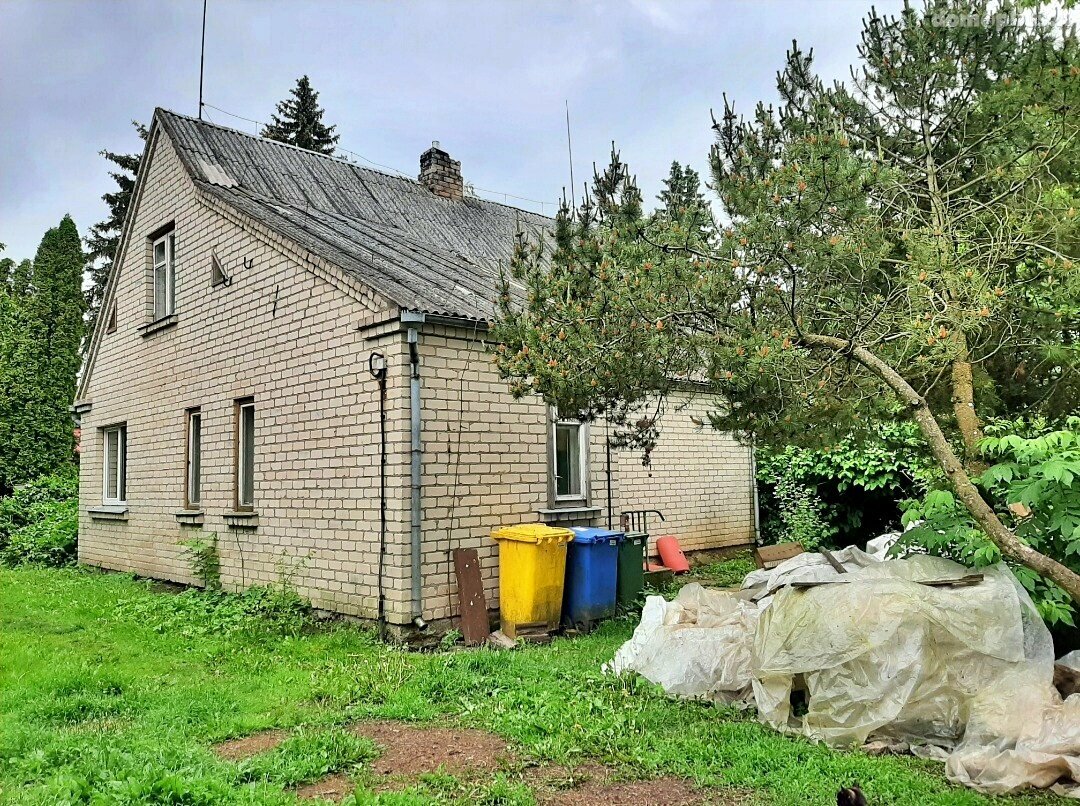 Parduodama sodyba Joniškio rajono sav., Plikiškiuose, Senojo Vieškelio g.