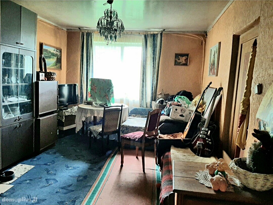 Parduodama sodyba Joniškio rajono sav., Plikiškiuose, Senojo Vieškelio g.