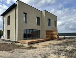Parduodamas sublokuotas namas Šiauliuose, Žaliūkiuose