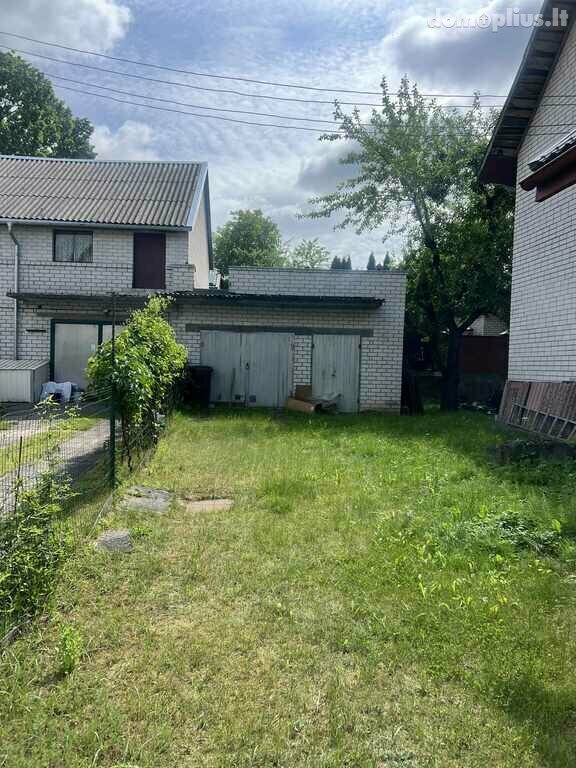 Parduodamas gyvenamasis namas Kaune, Žaliakalnyje, Lankos g.