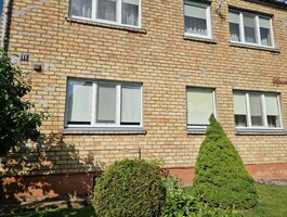 Продаётся часть дома Kelmės rajono sav., Kelmėje, Sporto g.