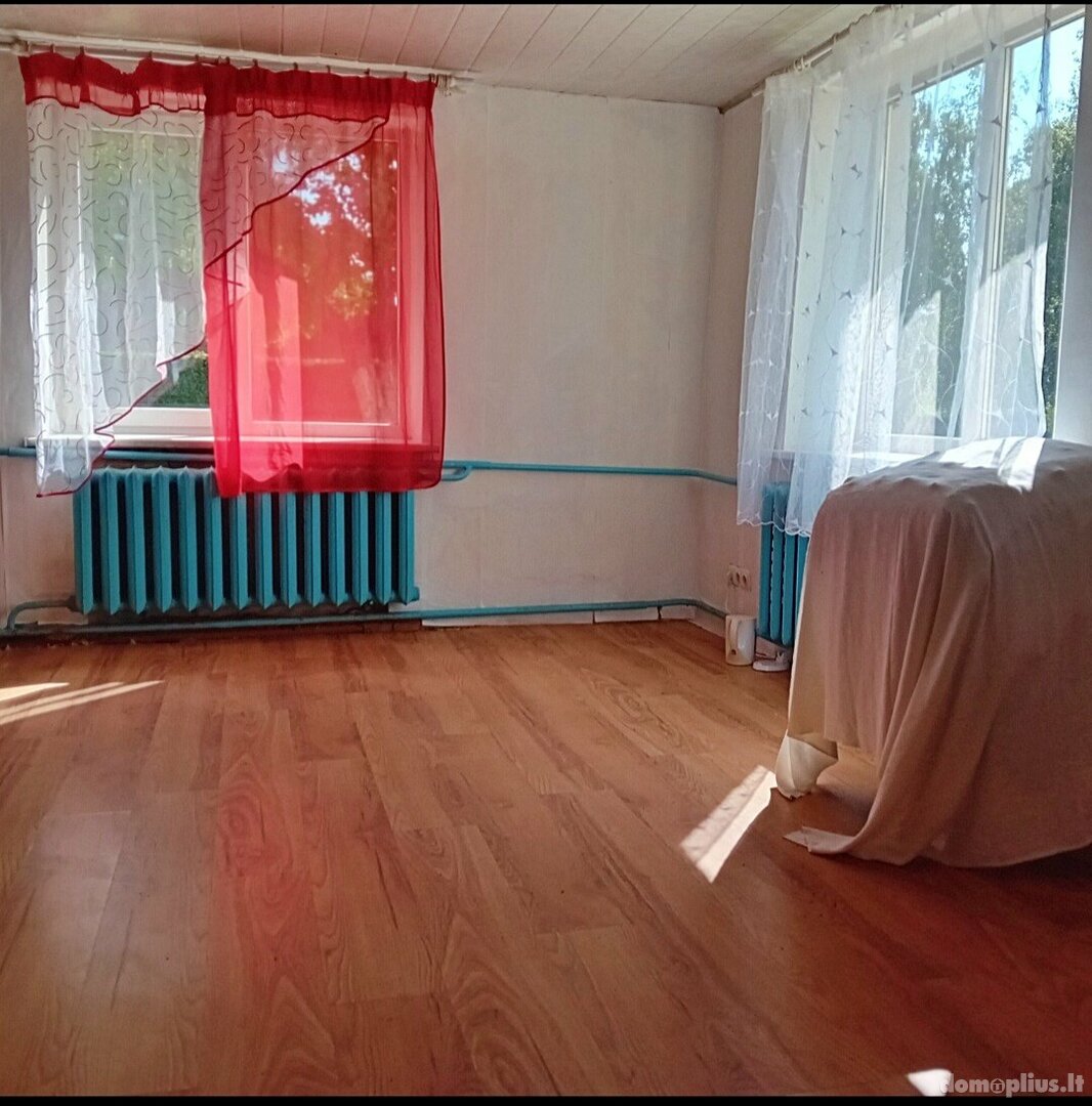 Продаётся yсадьба Pakruojo rajono sav., Klovainiuose, Užupio g.