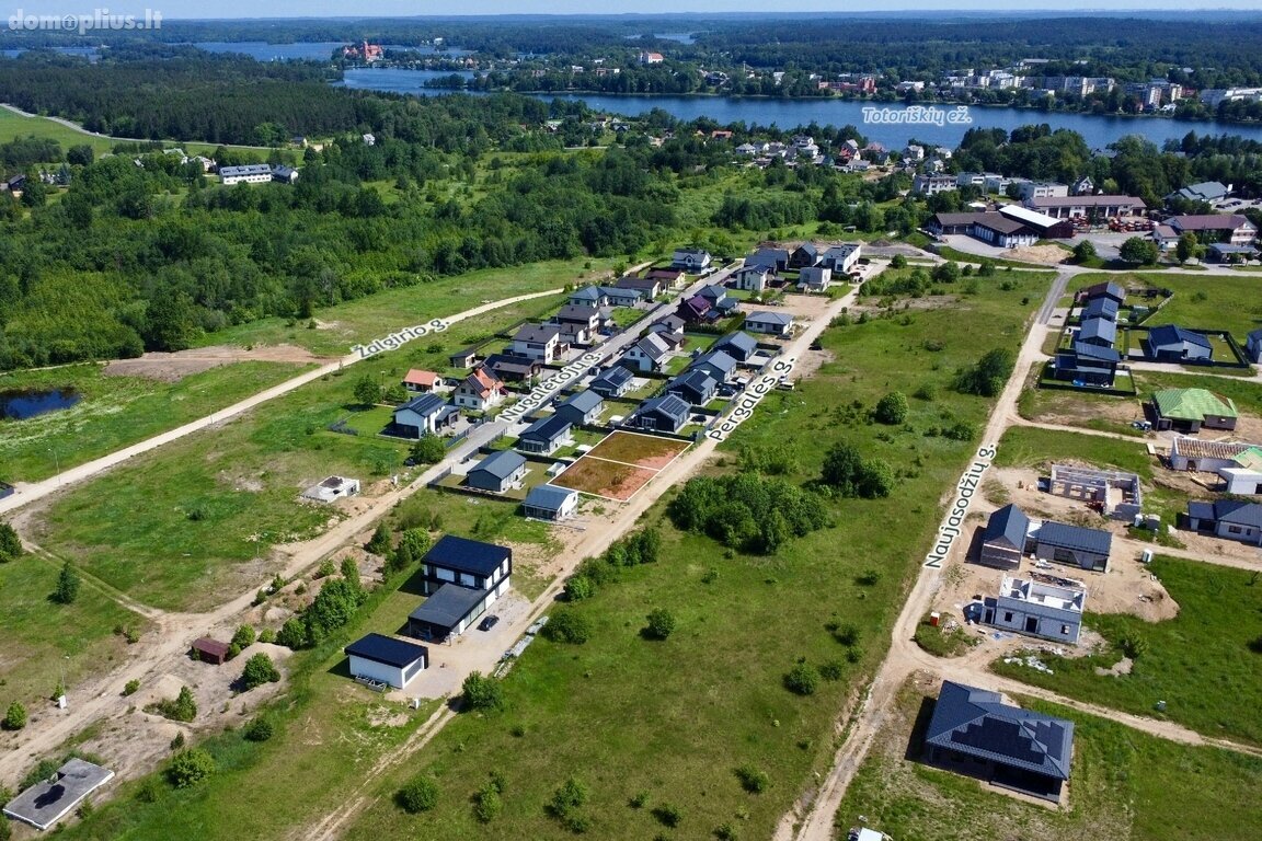 Parduodamas sublokuotas namas Trakų rajono sav., Trakuose, Pergalės g.