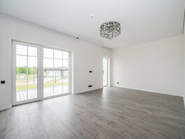 House Vilniaus rajono sav., Pikutiškėse, Braškių g....