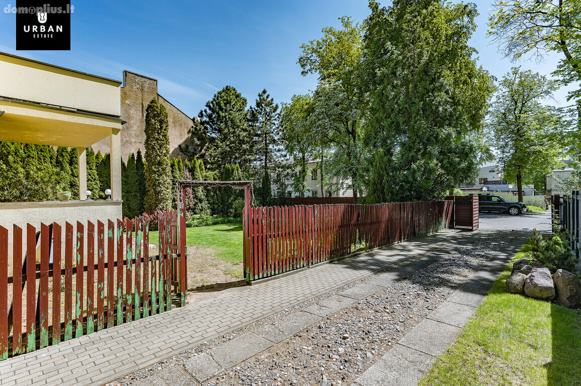 Part of house for sale Vilniuje, Žvėryne, Pušų g.