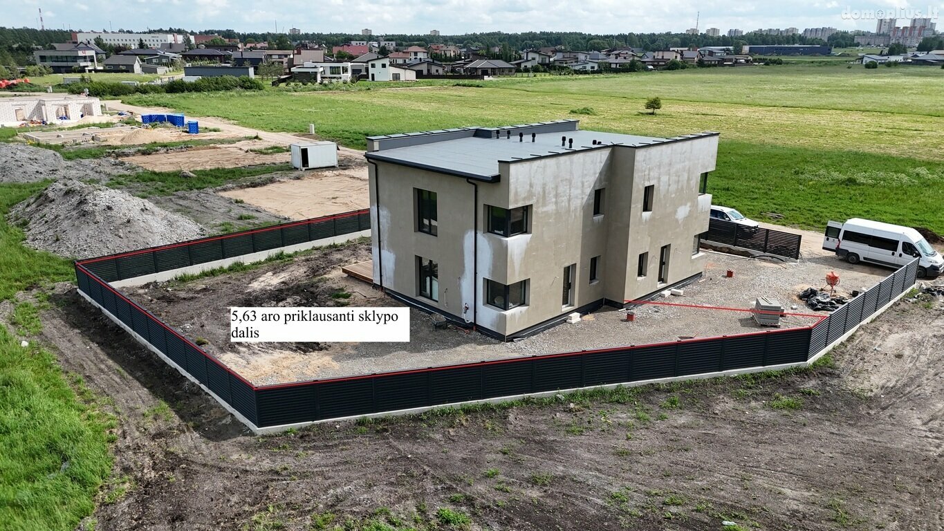Parduodamas sublokuotas namas Šiauliuose, Žaliūkiuose