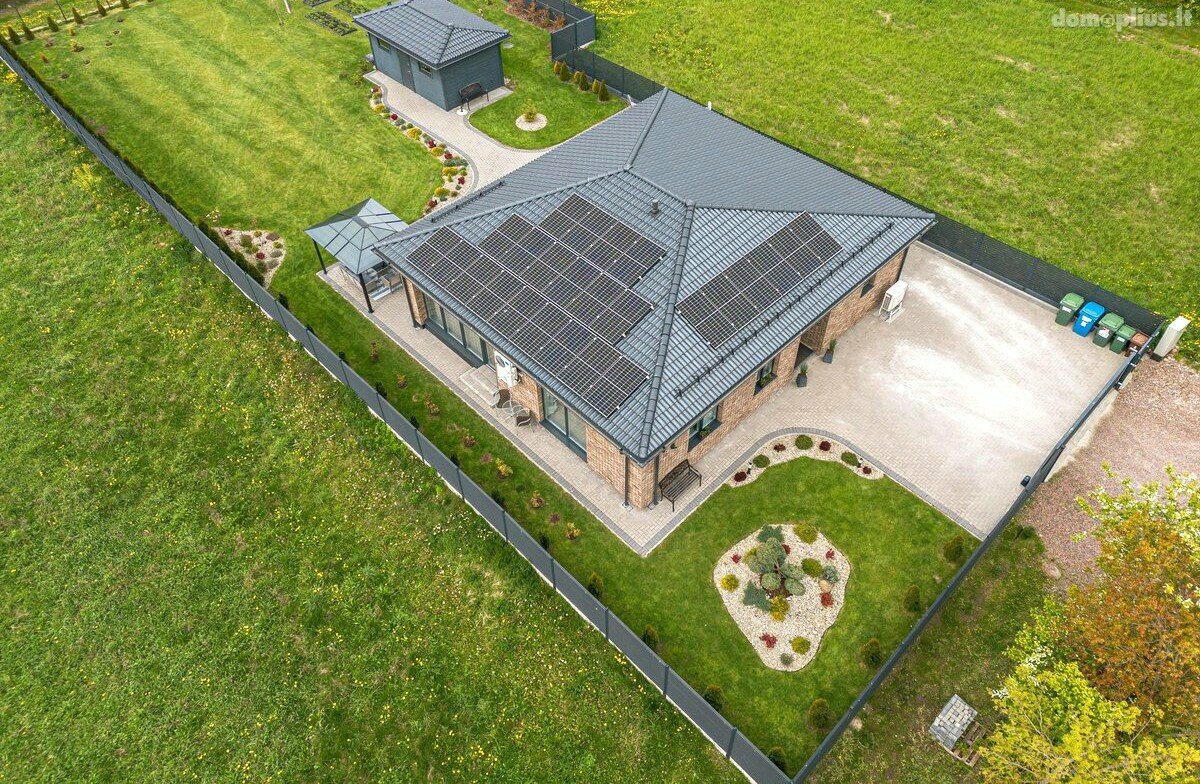 House for sale Klaipėdoje, Tauralaukyje, Kadagių g.