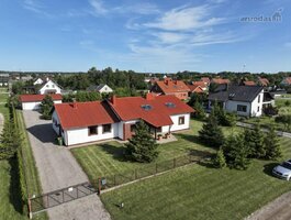 Gyvenamasis namas Kretingos rajono sav., Vydmantuose, Žibučių g.