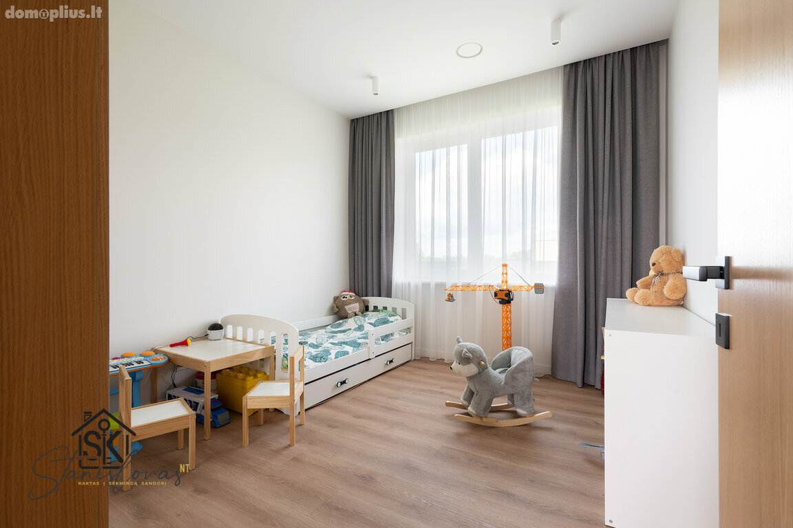 Parduodamas gyvenamasis namas Šilutės rajono sav., Pagryniuose, Ąžuolo g.