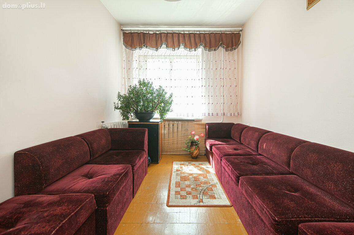 Parduodamas gyvenamasis namas Vilniaus rajono sav., Nemenčinėje, M. K. Oginskio g.
