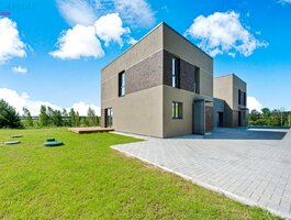 Parduodamas sublokuotas namas Vilniaus rajono sav., Papiškėse, Adomo Mickevičiaus g.