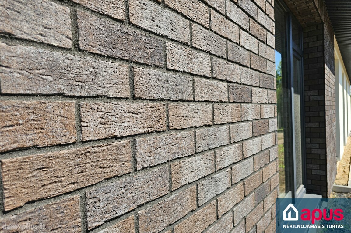 Parduodamas gyvenamasis namas Vilniaus rajono sav., Lindiniškėse, Vyšnių g.