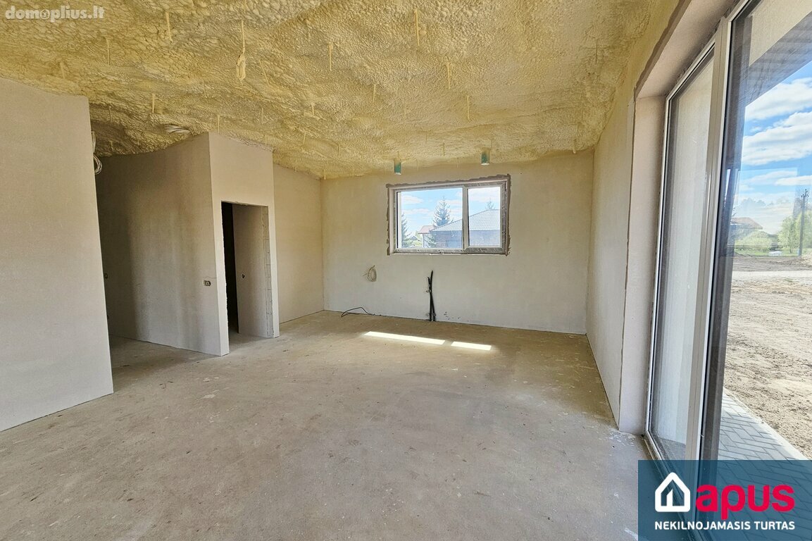 Parduodamas gyvenamasis namas Vilniaus rajono sav., Lindiniškėse, Vyšnių g.
