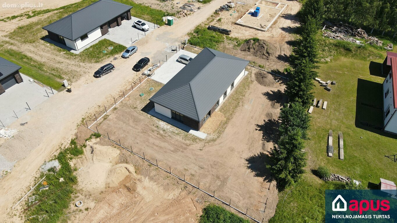 Parduodamas gyvenamasis namas Vilniaus rajono sav., Lindiniškėse, Vyšnių g.