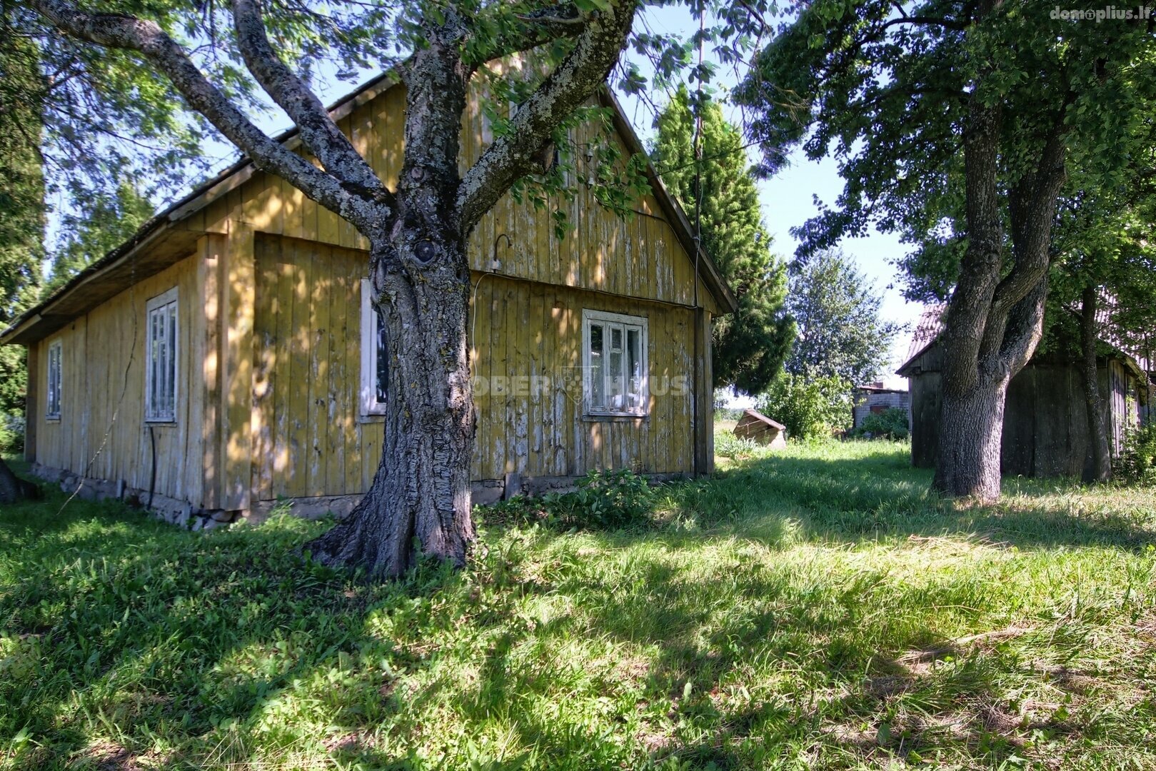 Parduodamas gyvenamasis namas Jurbarko rajono sav., Škeršpyliuose