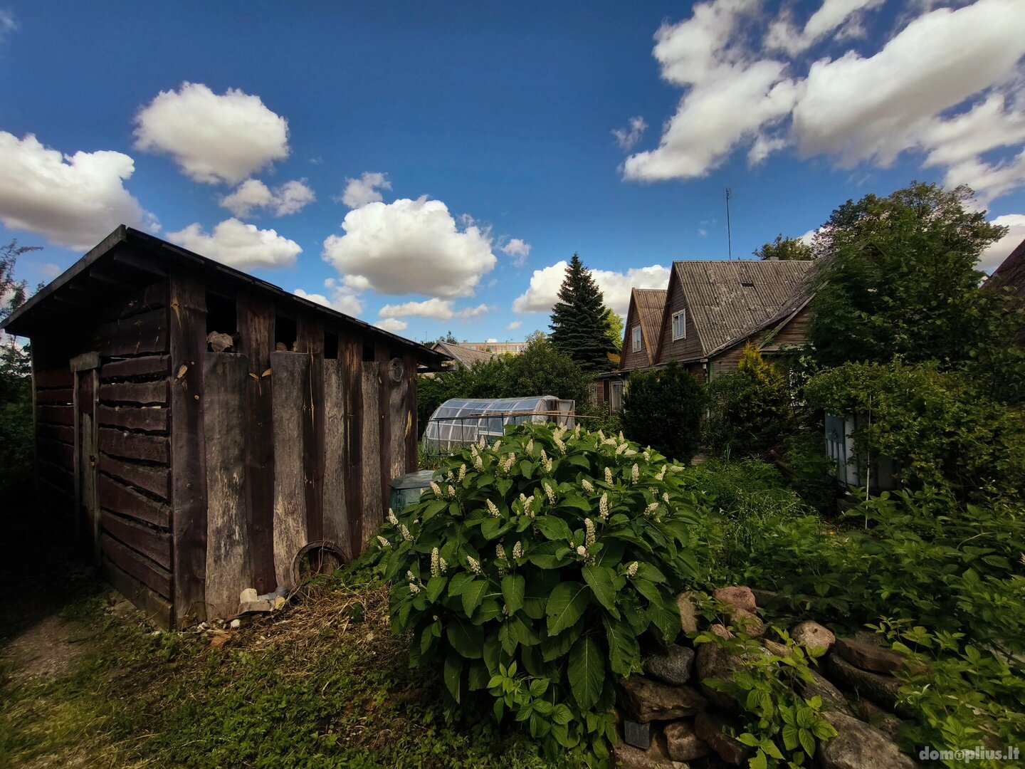 Parduodama gyvenamojo namo dalis Utenos rajono sav., Utenoje, Sėlių g.