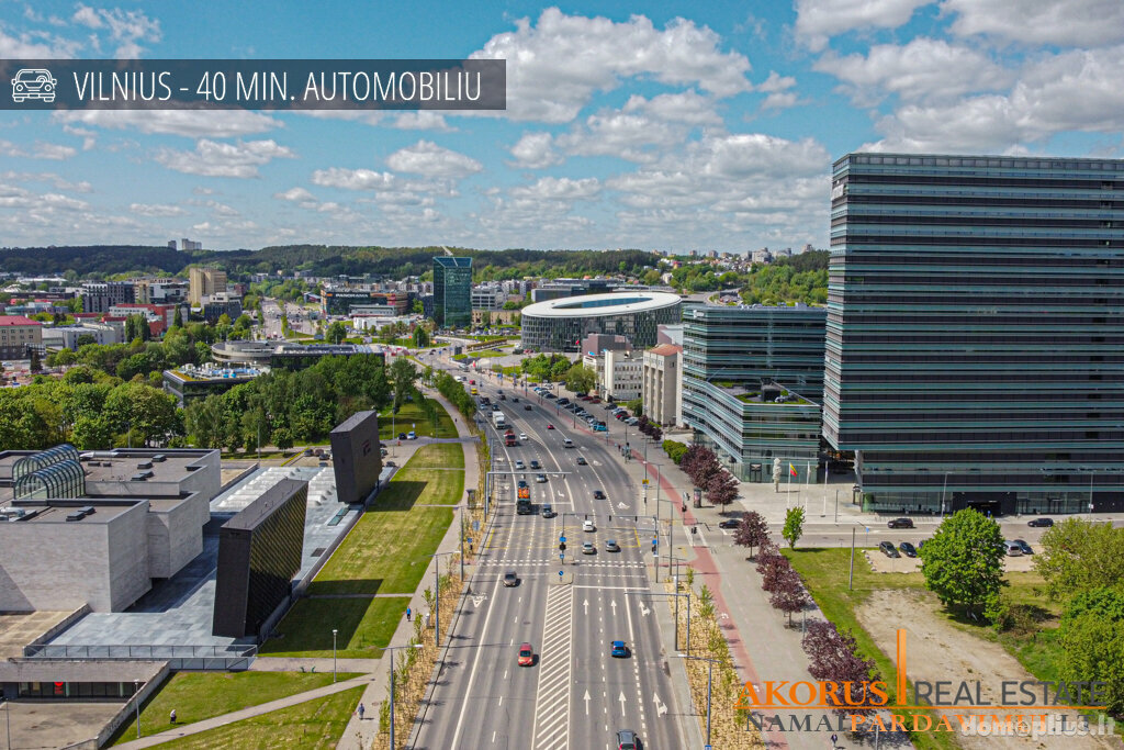 Parduodamas gyvenamasis namas Molėtų rajono sav., Molėtuose, Ąžuolų g.