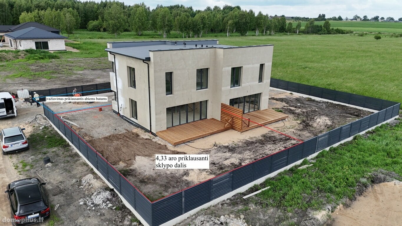 Parduodamas sublokuotas namas Šiauliuose, Žaliūkiuose