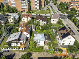House Vilniuje, Jeruzalėje, Braškių g.